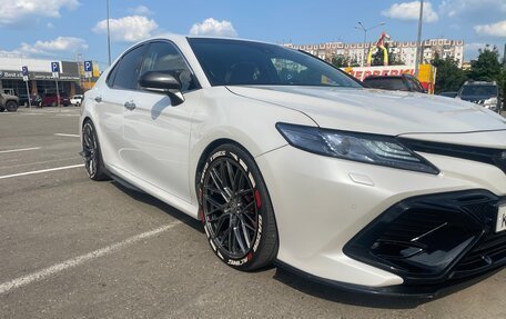 Toyota Camry, 2018 год, 2 999 999 рублей, 2 фотография