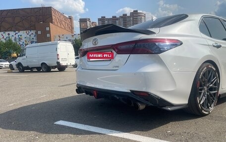 Toyota Camry, 2018 год, 2 999 999 рублей, 4 фотография