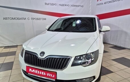 Skoda Superb III рестайлинг, 2013 год, 1 105 000 рублей, 3 фотография