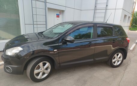 Nissan Qashqai, 2011 год, 970 000 рублей, 2 фотография