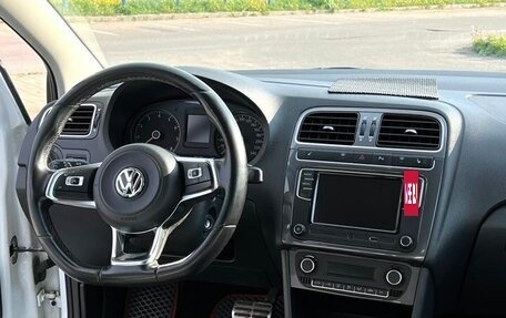 Volkswagen Polo VI (EU Market), 2018 год, 1 200 000 рублей, 3 фотография