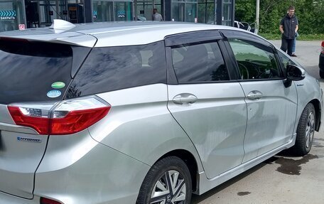 Honda Shuttle II, 2015 год, 1 300 000 рублей, 13 фотография