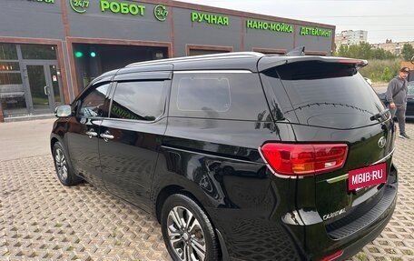 KIA Carnival III, 2018 год, 2 900 000 рублей, 6 фотография