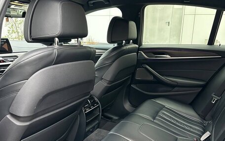 BMW 5 серия, 2018 год, 5 000 000 рублей, 10 фотография