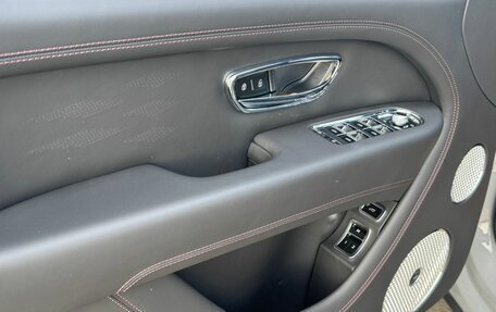 Bentley Bentayga I, 2022 год, 32 000 000 рублей, 7 фотография