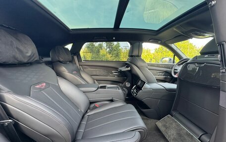 Bentley Bentayga I, 2022 год, 32 000 000 рублей, 10 фотография