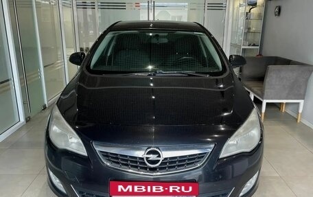 Opel Astra J, 2012 год, 565 000 рублей, 2 фотография