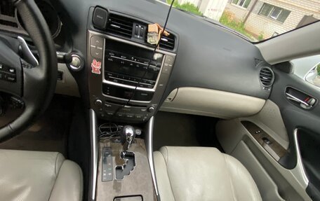Lexus IS II рестайлинг 2, 2010 год, 1 750 000 рублей, 9 фотография