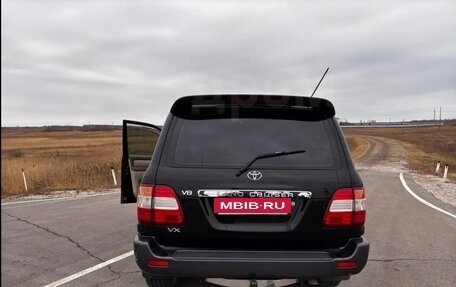 Toyota Land Cruiser 100 рестайлинг 2, 2007 год, 3 000 000 рублей, 6 фотография