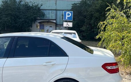 Mercedes-Benz E-Класс, 2010 год, 1 490 000 рублей, 26 фотография