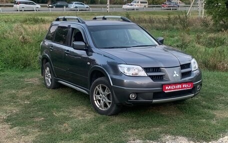 Mitsubishi Outlander III рестайлинг 3, 2008 год, 920 000 рублей, 1 фотография