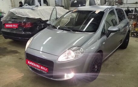 Fiat Punto III Punto Evo рестайлинг, 2010 год, 500 000 рублей, 4 фотография