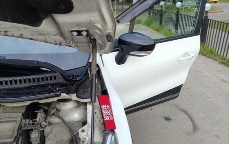 Renault Kaptur I рестайлинг, 2017 год, 1 700 000 рублей, 13 фотография