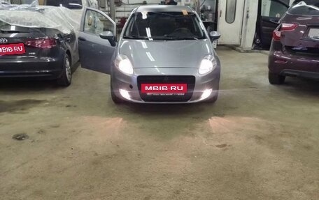 Fiat Punto III Punto Evo рестайлинг, 2010 год, 500 000 рублей, 3 фотография