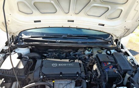 Opel Astra J, 2011 год, 670 000 рублей, 7 фотография