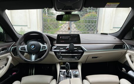 BMW 5 серия, 2020 год, 4 490 000 рублей, 20 фотография