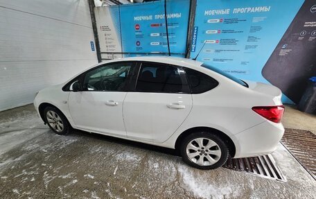 Opel Astra J, 2013 год, 770 000 рублей, 6 фотография