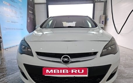 Opel Astra J, 2013 год, 770 000 рублей, 2 фотография