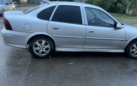 Opel Vectra B рестайлинг, 2001 год, 300 000 рублей, 3 фотография