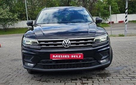 Volkswagen Tiguan II, 2019 год, 1 790 000 рублей, 7 фотография