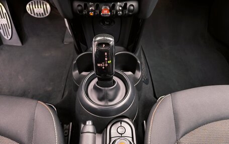 MINI Hatch, 2018 год, 1 590 000 рублей, 10 фотография