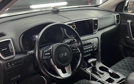 KIA Sportage IV рестайлинг, 2018 год, 2 450 000 рублей, 1 фотография