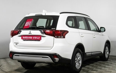 Mitsubishi Outlander III рестайлинг 3, 2022 год, 2 469 898 рублей, 5 фотография