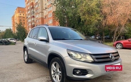 Volkswagen Tiguan I, 2012 год, 1 850 000 рублей, 2 фотография