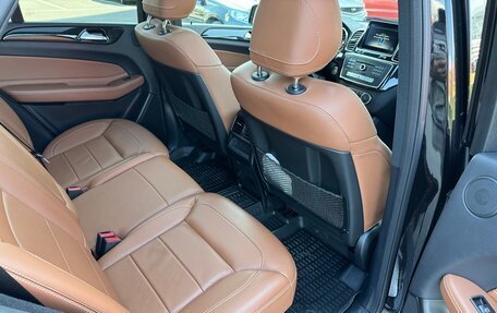 Mercedes-Benz GLE, 2017 год, 4 500 000 рублей, 28 фотография