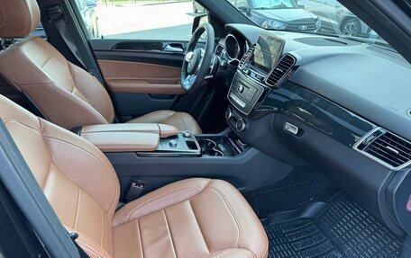 Mercedes-Benz GLE, 2017 год, 4 500 000 рублей, 30 фотография