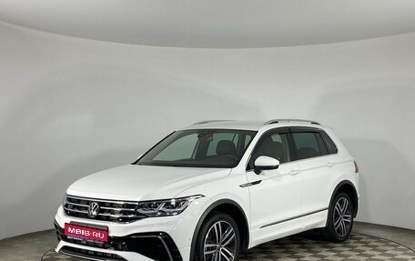 Volkswagen Tiguan II, 2021 год, 4 200 000 рублей, 1 фотография