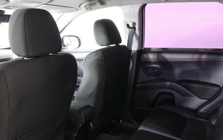 Mitsubishi Outlander III рестайлинг 3, 2011 год, 1 149 000 рублей, 12 фотография