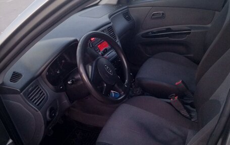 KIA Rio II, 2010 год, 525 000 рублей, 2 фотография