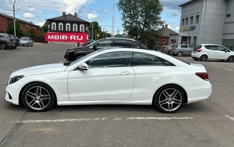 Mercedes-Benz E-Класс, 2015 год, 2 000 000 рублей, 2 фотография