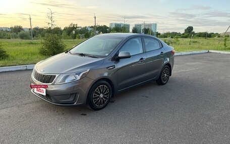 KIA Rio III рестайлинг, 2014 год, 850 000 рублей, 2 фотография