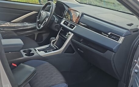 Mitsubishi Xpander, 2024 год, 3 550 000 рублей, 5 фотография