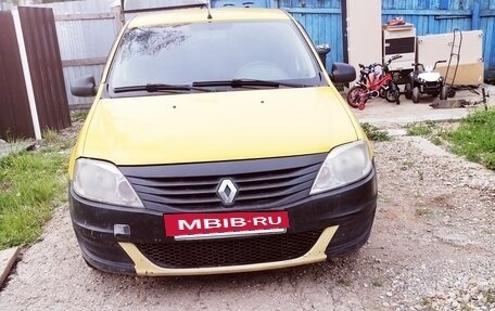 Renault Logan I, 2013 год, 225 000 рублей, 2 фотография