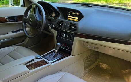 Mercedes-Benz E-Класс, 2012 год, 1 890 000 рублей, 7 фотография