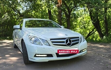Mercedes-Benz E-Класс, 2012 год, 1 890 000 рублей, 2 фотография