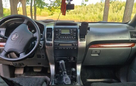 Toyota Land Cruiser Prado 120 рестайлинг, 2004 год, 1 380 000 рублей, 5 фотография