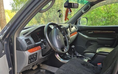Toyota Land Cruiser Prado 120 рестайлинг, 2004 год, 1 380 000 рублей, 7 фотография