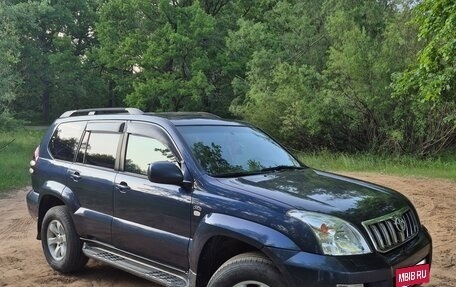 Toyota Land Cruiser Prado 120 рестайлинг, 2004 год, 1 380 000 рублей, 3 фотография