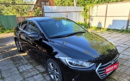 Hyundai Elantra VI рестайлинг, 2018 год, 1 500 000 рублей, 2 фотография