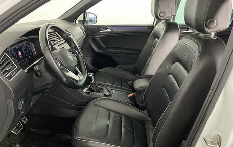 Volkswagen Tiguan II, 2021 год, 4 200 000 рублей, 12 фотография