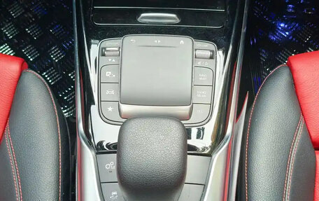 Mercedes-Benz A-Класс, 2021 год, 3 050 000 рублей, 13 фотография