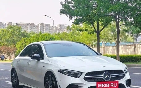 Mercedes-Benz A-Класс, 2021 год, 3 050 000 рублей, 2 фотография