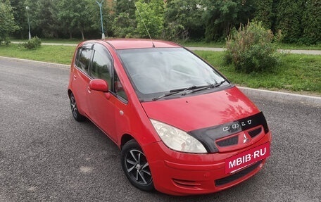 Mitsubishi Colt VI рестайлинг, 2004 год, 390 000 рублей, 2 фотография
