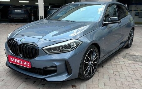 BMW 1 серия, 2020 год, 3 300 000 рублей, 15 фотография