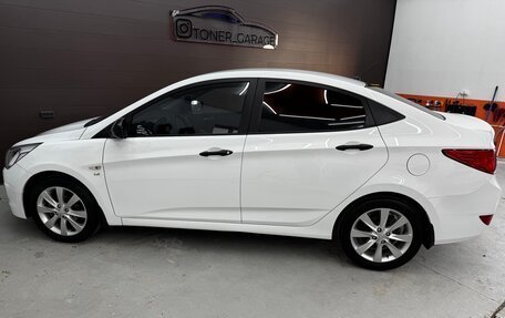 Hyundai Solaris II рестайлинг, 2015 год, 1 200 000 рублей, 8 фотография