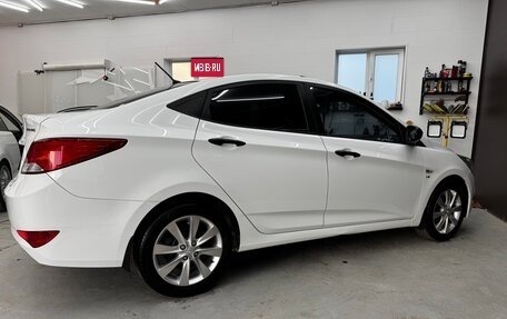Hyundai Solaris II рестайлинг, 2015 год, 1 200 000 рублей, 9 фотография